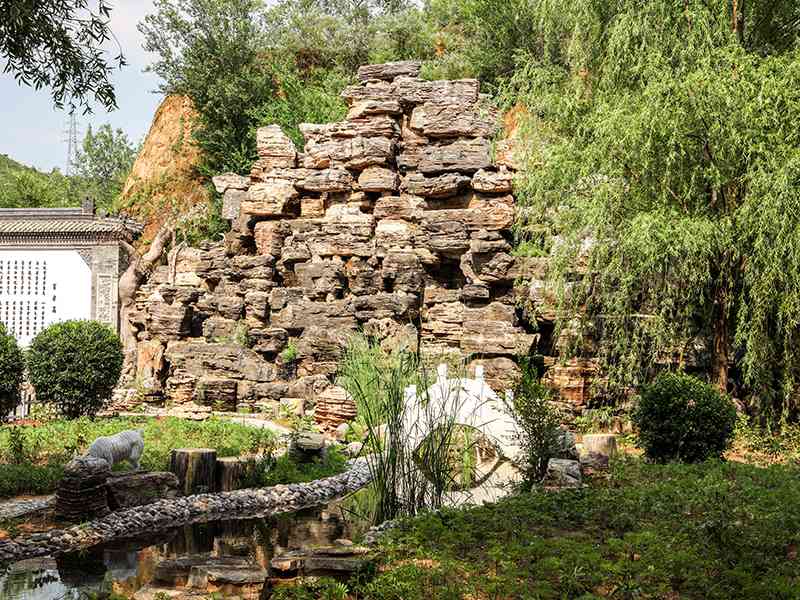 金山陵园电话如何找到(公共交通能否直达金山陵园) 金山陵园电话如何找到(公共交通能否直达金山陵园)